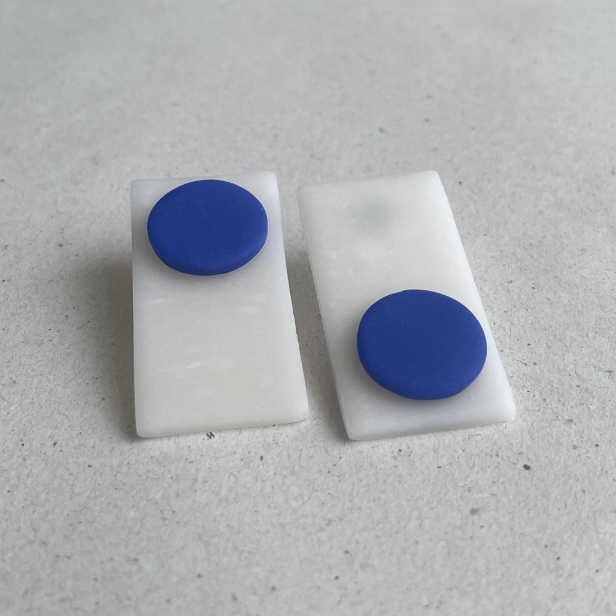 DOT OCEAN BLUE
